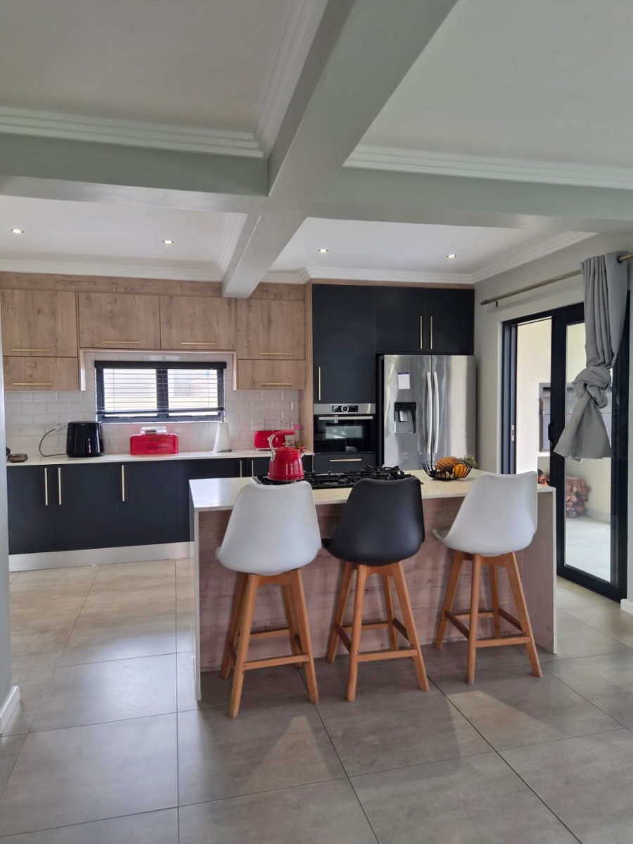 2 Bedroom Property for Sale in Kidds Beach Eastern Cape